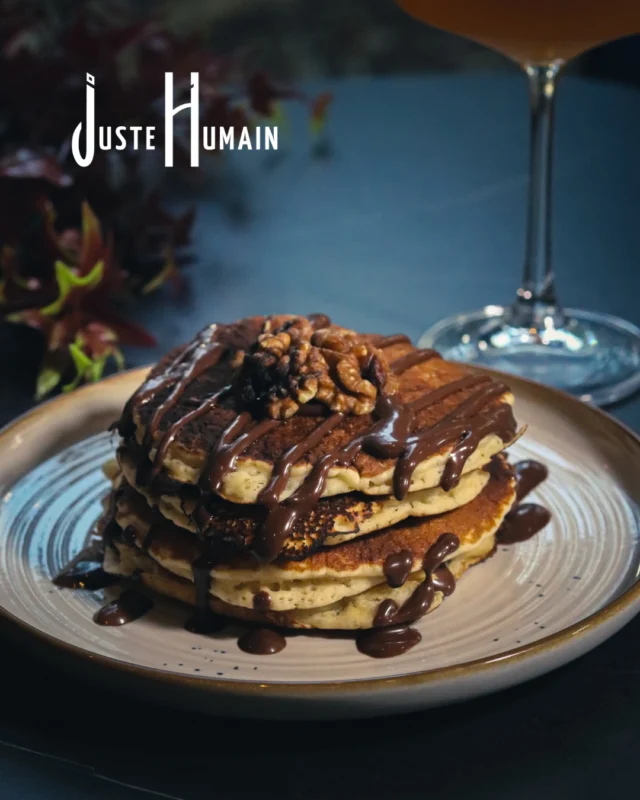 Une pause gourmande comme on les aime.
Des pancakes bien moelleux, du chocolat généreux, quelques noix… et surtout une bonne excuse pour prendre le temps de profiter.Aussi disponibles :
🔸 Fruits frais & caramel gourmand
🔸 Citron & touche sucrée aciduléeÀ partager… ou pas.🕘 Lundi : fermé
🕘 Mardi : fermé
🕘 Mercredi au samedi : 10h30 - 23h
🕘 Dimanche : 10h30 - 19h
📍 Café Juste Humain - 6 Rue des Consuls, Port Ariane, Lattes#cafejustehumain #portariane #lattes #montpellier #pancakes