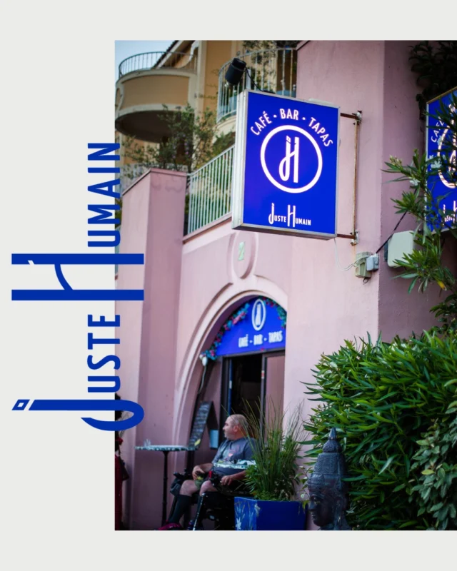 Passez le pas de Juste Humain 💙Un café, un verre, quelques tapas… et surtout un endroit où l’on aime se retrouver et prendre le temps.🕑 Mardi au dimanche : 10h30 - 00h
📍 Café Juste Humain – 6 Rue des Consuls, Port Ariane, Lattes#cafejustehumain #lattes #portarianne #restaurant